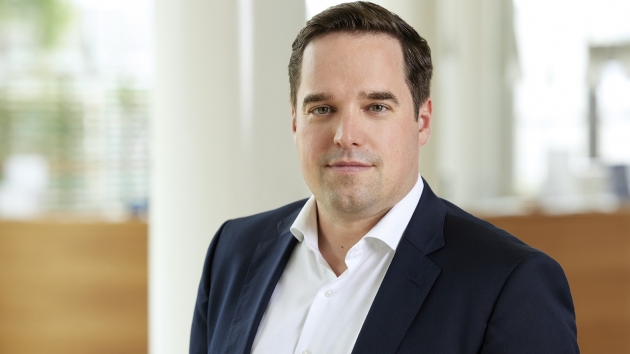 Beiersdorf mit neuem Vertriebsleiter für Deutschland - Johannes Hill ist ab September 2022 Sales Director für Deutschland bei der Beiersdorf AG - Quelle: Henriette Pogoda Fotografie